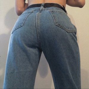LAST CHANCE High Waisted Mom Jeans